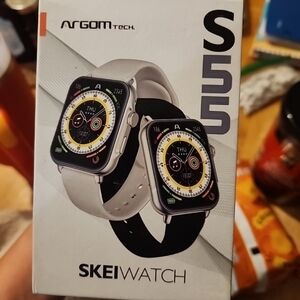 SKEI Silver and Black Smartwatch